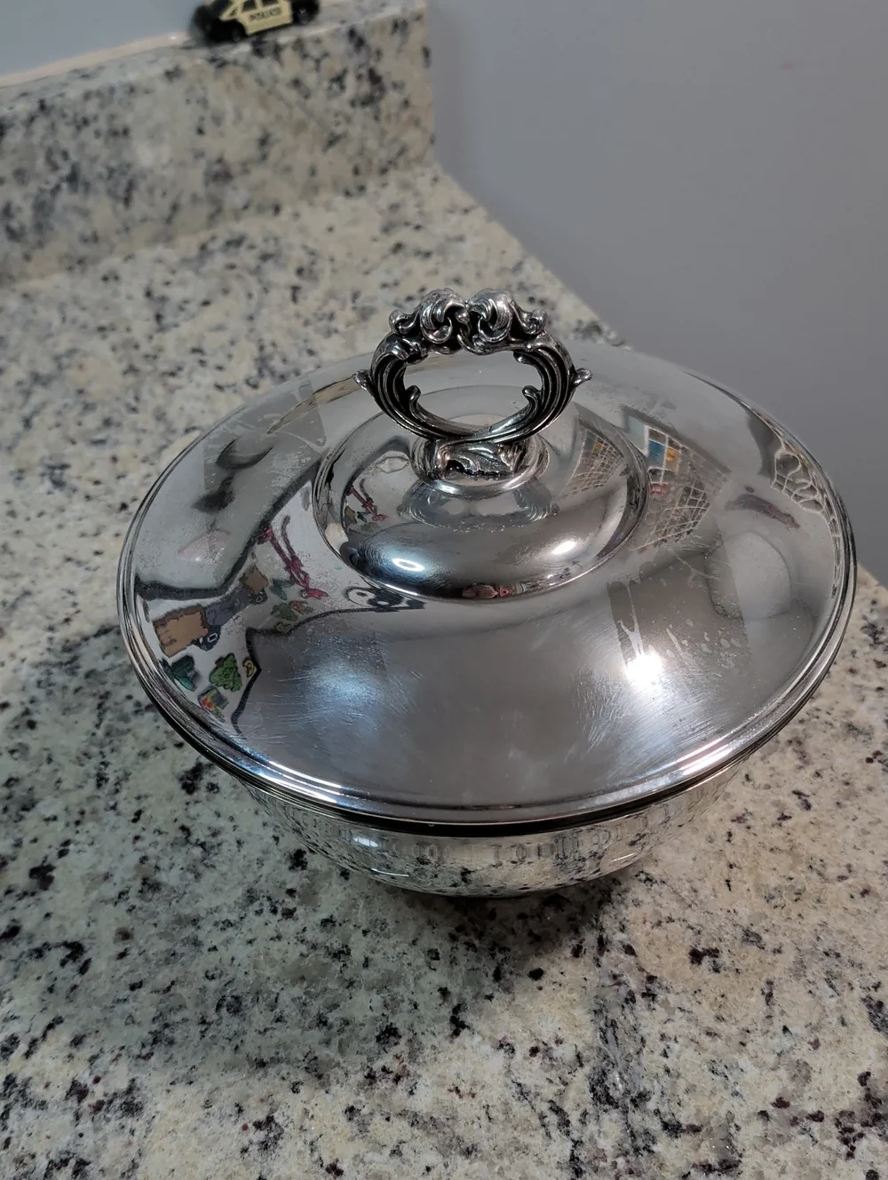 Vintage Large Reed & Barton Silver-Plated Serving Dish With Lid